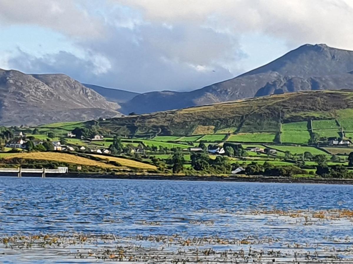 Appartamento The Aul Shop & Public House -Entire Private Annexe Kilcoo Esterno foto