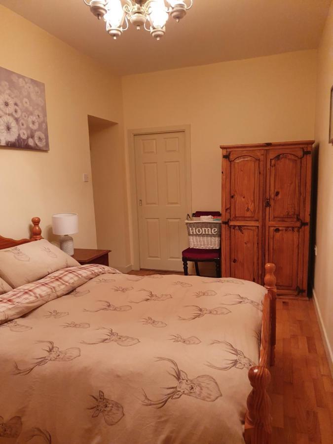 Appartamento The Aul Shop & Public House -Entire Private Annexe Kilcoo Esterno foto